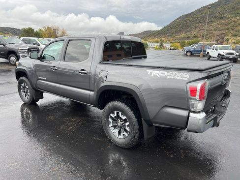 Used 2023 Toyota Tacoma TRD Off-Road image 5