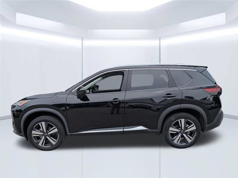 Used 2023 Nissan Rogue SL FWD image 2