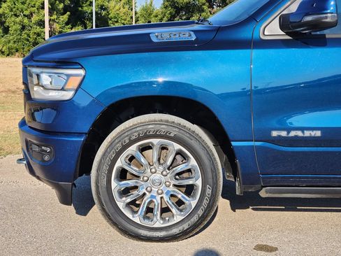 Used 2023 RAM 1500 Laramie AWD/4WD image 8