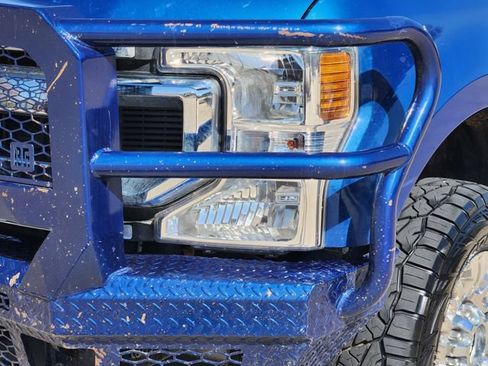 Used 2022 Ford F250 XLT w/ XLT Premium Package AWD/4WD image 9