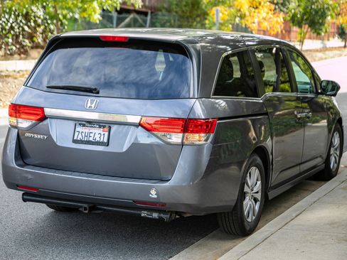 Used 2016 Honda Odyssey EX image 4