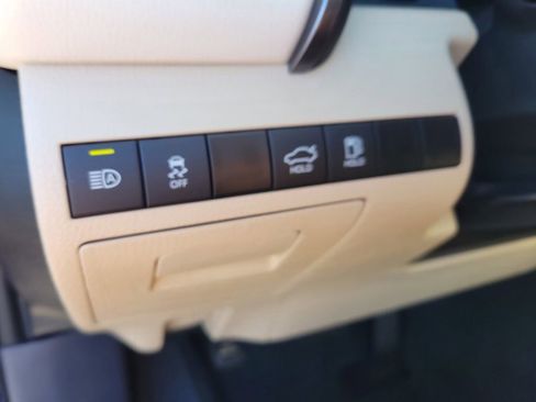 Used 2024 Toyota Camry LE image 29