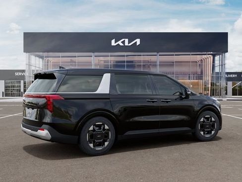 New 2026 Kia Carnival EX FWD image 6