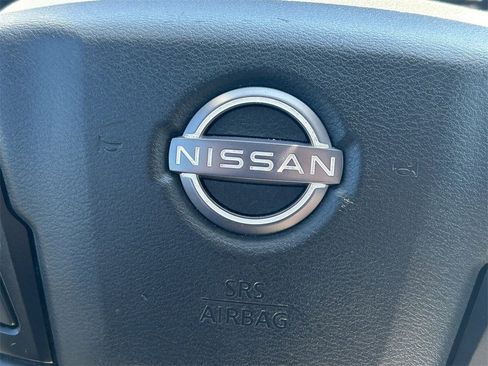 Used 2023 Nissan Frontier SV w/ SV Convenience Package image 34