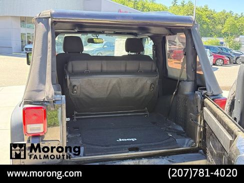 Used 2015 Jeep Wrangler Sport w/ Quick Order Package 24S AWD/4WD image 19