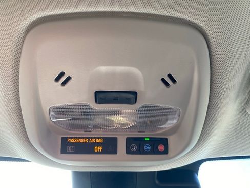 Used 2025 Chevrolet Trax LS w/ LS Convenience Package image 25