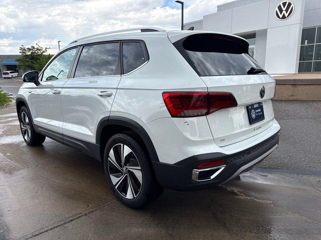 Certified 2023 Volkswagen Taos SE AWD/4WD image 4