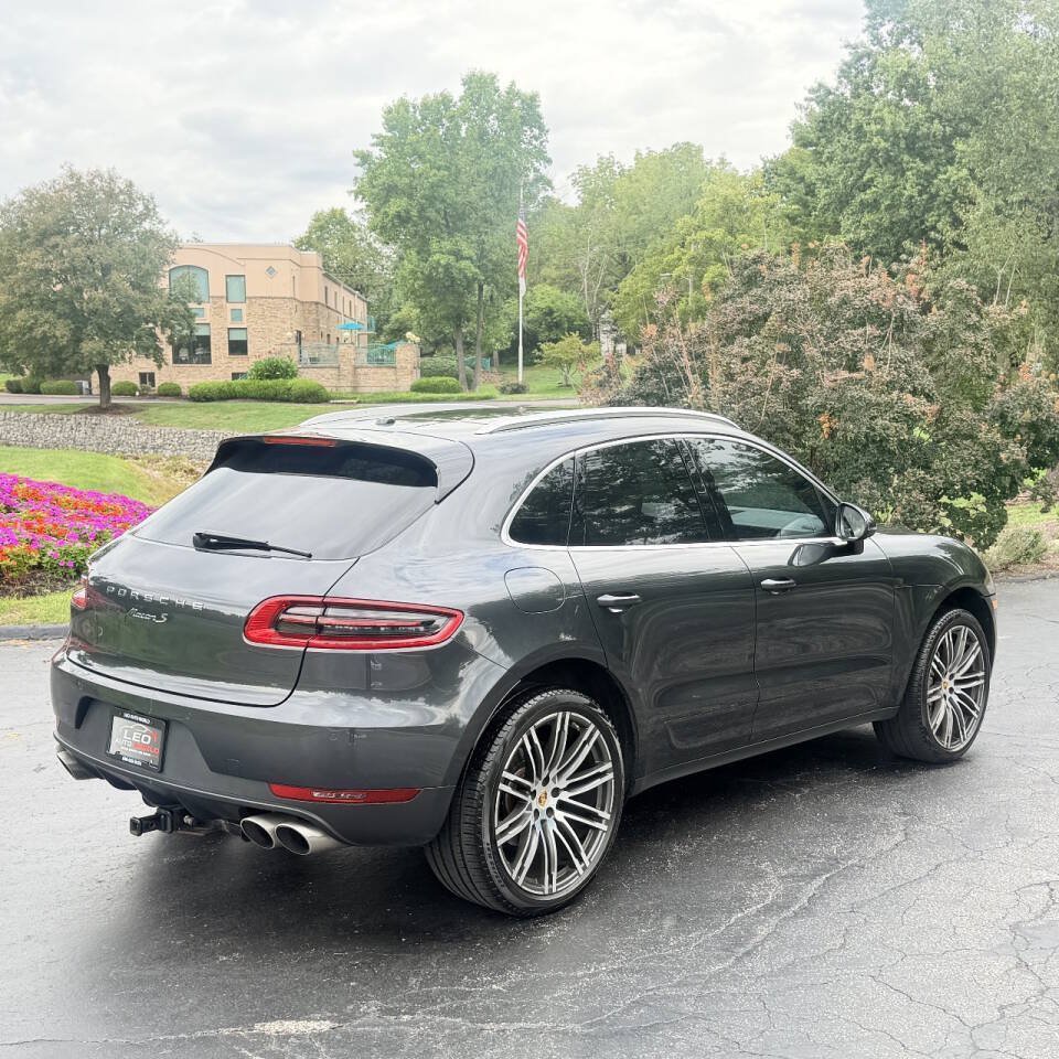 Used 2017 Porsche Macan S AWD/4WD image 4