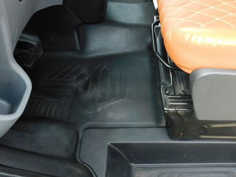 Used 2018 Ford Transit 350 XL RWD image 58