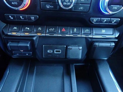 Used 2022 GMC Sierra 1500 SLT w/ SLT Premium Plus Package image 20