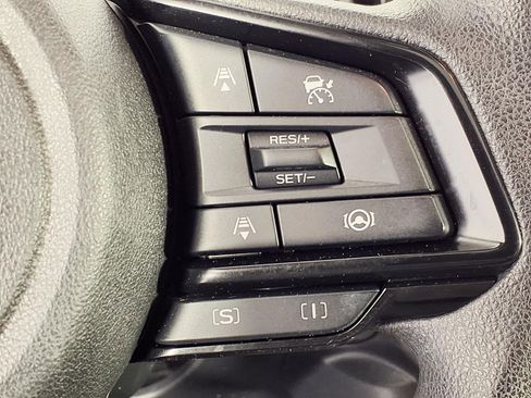 Certified 2024 Subaru Crosstrek 2.0i Premium image 18