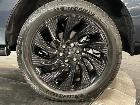 New 2026 Lincoln Navigator Reserve w/ Jet Appearance Package AWD/4WD image 26