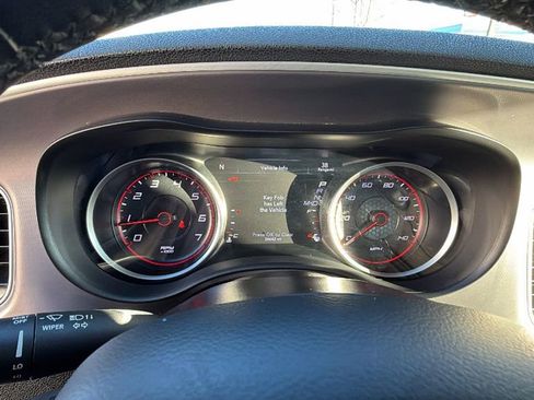 Used 2022 Dodge Charger SXT image 29