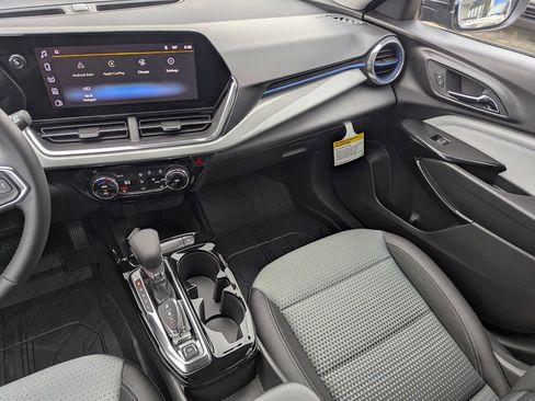 New 2026 Chevrolet Trax LT w/ LT Convenience Package image 18