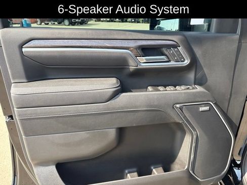 Used 2025 Chevrolet Silverado 2500 LTZ w/ LTZ Convenience Package AWD/4WD image 13