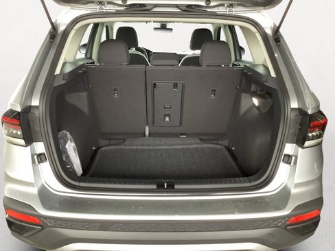 New 2026 Volkswagen Taos S FWD image 10