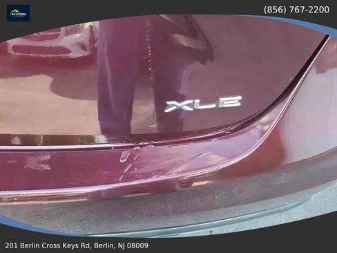 Used 2018 Toyota Avalon XLE FWD image 14