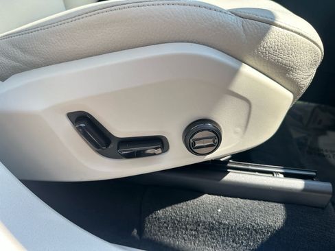 Used 2023 Volvo XC90 B6 Plus w/ Protection Package AWD/4WD image 45
