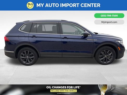 Used 2022 Volkswagen Tiguan SE image 8