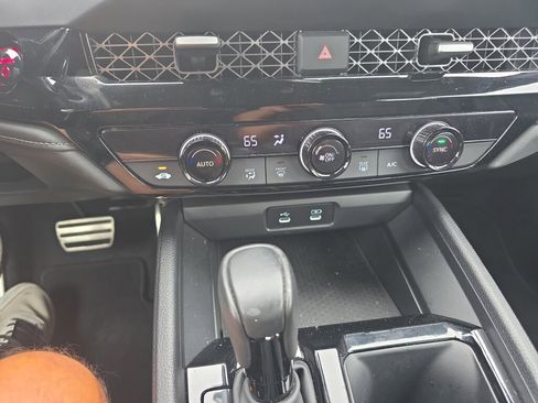 Used 2024 Honda Accord Sport image 12