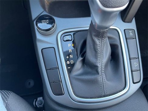 Used 2021 Kia Seltos LX image 26