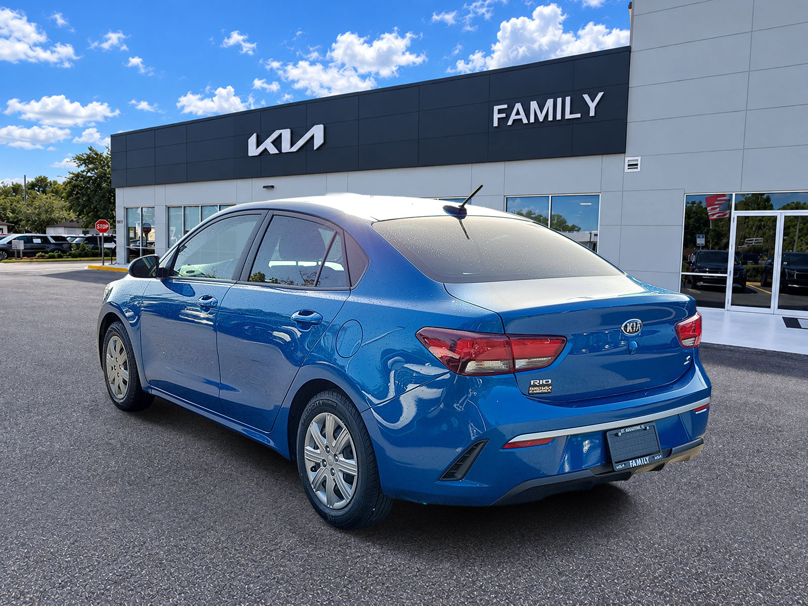 Certified 2021 Kia Rio S FWD image 4