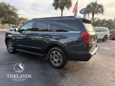 New 2026 Ford Expedition Active image 5