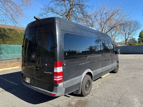 Used 2016 Mercedes-Benz Sprinter 2500 image 6