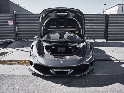 Used 2022 Ferrari F8 Tributo image 23