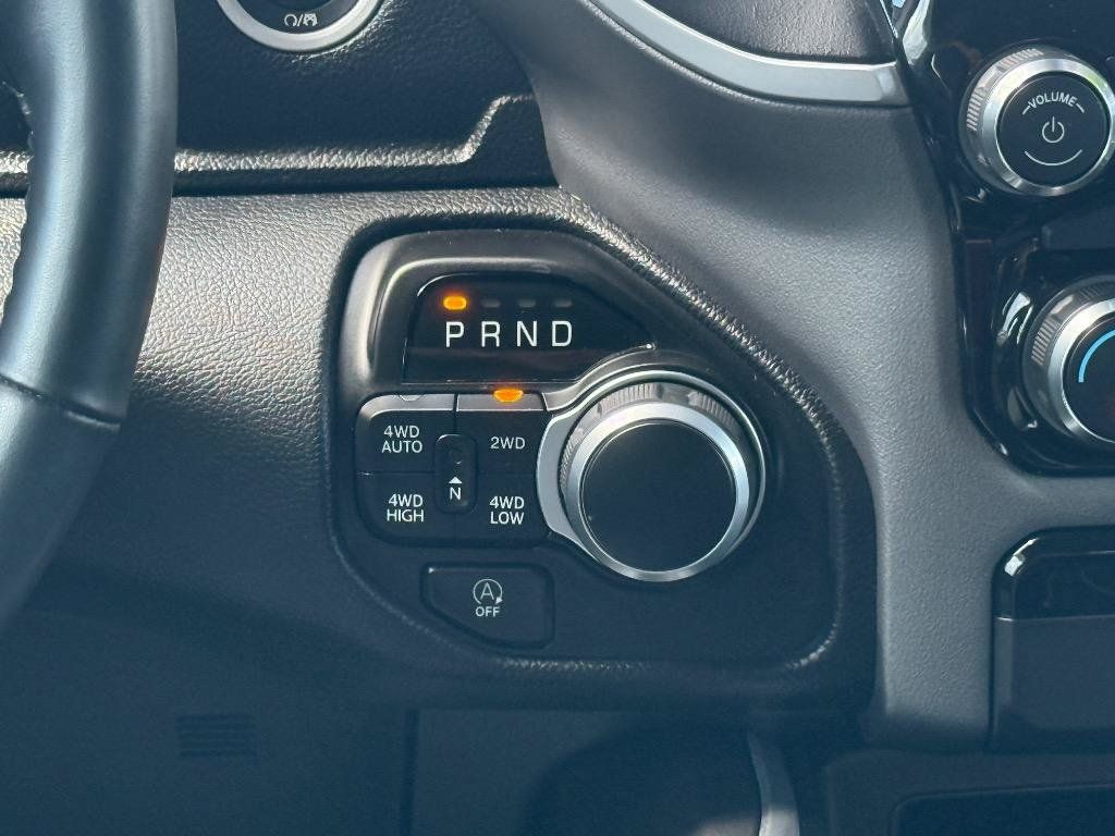 Used 2022 RAM 1500 Big Horn AWD/4WD image 17
