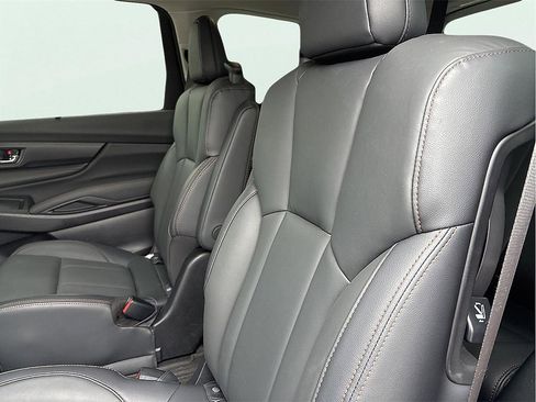 Certified 2025 Subaru Ascent Bronze Edition w/ Popular Package #2 image 23