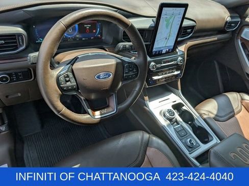 Used 2024 Ford Explorer King Ranch w/ Technology Package AWD/4WD image 4