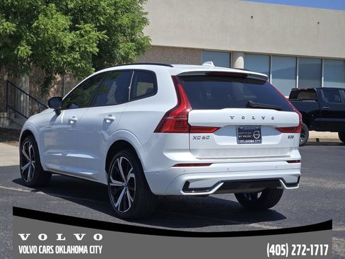 Certified 2023 Volvo XC60 B5 Ultimate w/ Climate Package AWD/4WD image 4