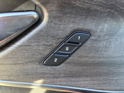 Used 2024 Jeep Grand Cherokee Overland image 22