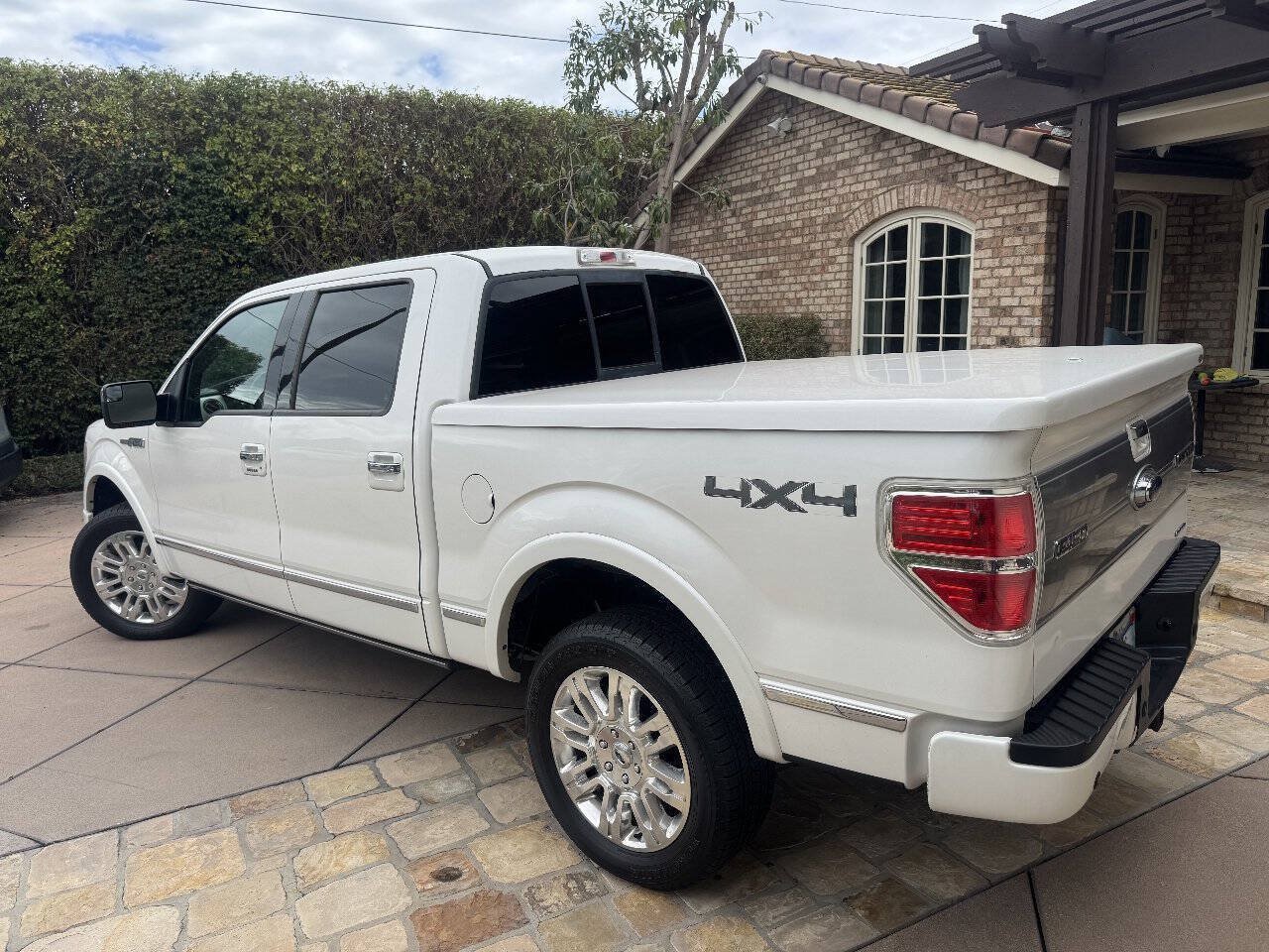 Used 2012 Ford F150 Platinum AWD/4WD image 3