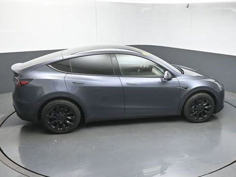 Used 2023 Tesla Model Y Long Range AWD/4WD image 46