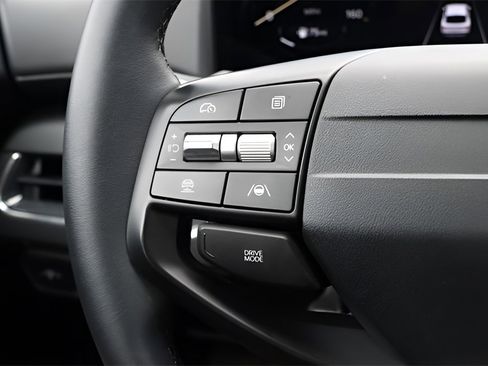 Used 2025 Kia K4 EX image 17