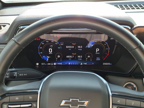 Used 2024 Chevrolet Colorado ZR2 w/ Technology Package AWD/4WD image 21
