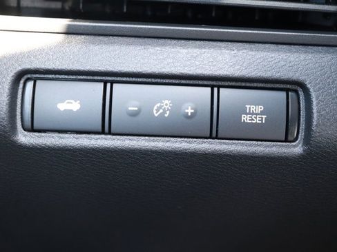Used 2024 Nissan Altima 2.5 SV FWD image 23