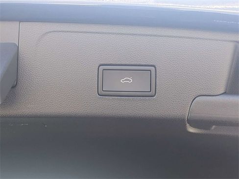 Used 2023 Volkswagen Atlas Cross Sport SEL Premium R-Line image 14