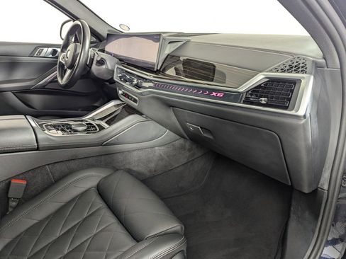 Used 2024 BMW X6 xDrive40i image 34