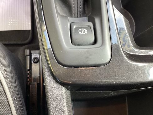 Used 2025 Chevrolet TrailBlazer LT AWD/4WD image 36