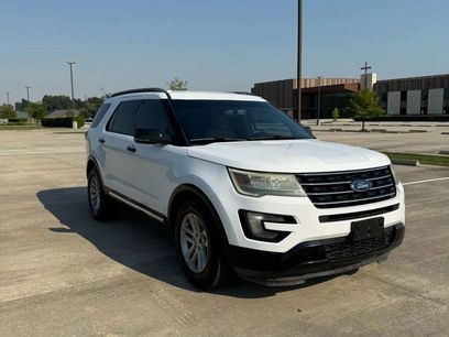 Used 2016 Ford Explorer XLT w/ Equipment Group 201A