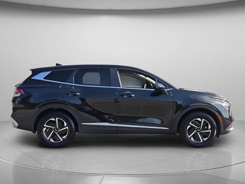 Used 2023 Kia Sportage LX FWD image 8
