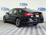 Used 2023 Chevrolet Malibu LT image 2