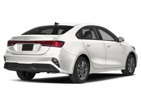 Used 2024 Kia Forte LX FWD image 3