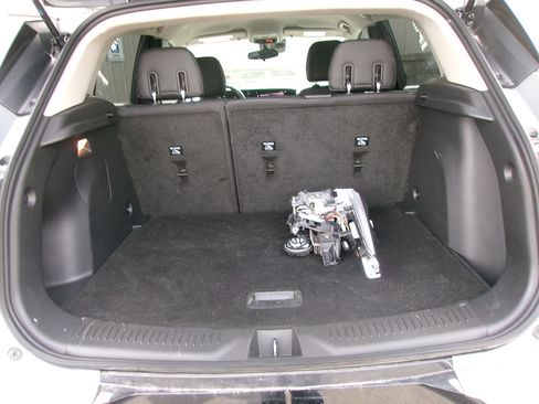 Used 2024 Buick Encore GX Sport Touring w/ Comfort Package AWD/4WD image 13