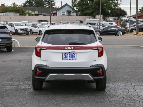 Certified 2026 Kia Seltos EX w/ EX Sunroof Package AWD/4WD image 7