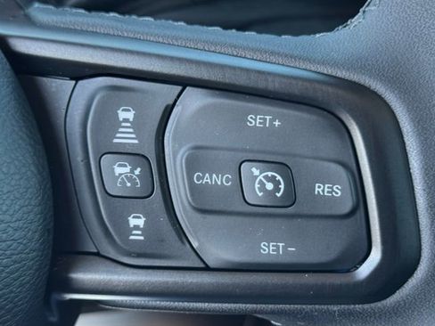 Certified 2025 Jeep Wrangler Unlimited Sport AWD/4WD image 20