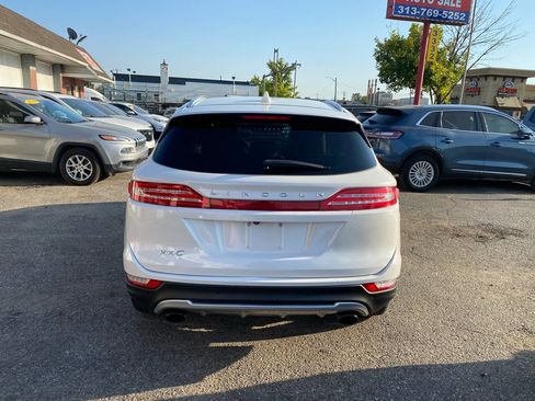 Used 2018 Lincoln MKC Premiere image 7